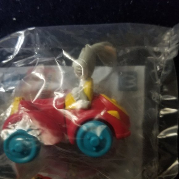 3 NIB NWOT 90s Looney Toons McDonald toys - Picture 7 of 7